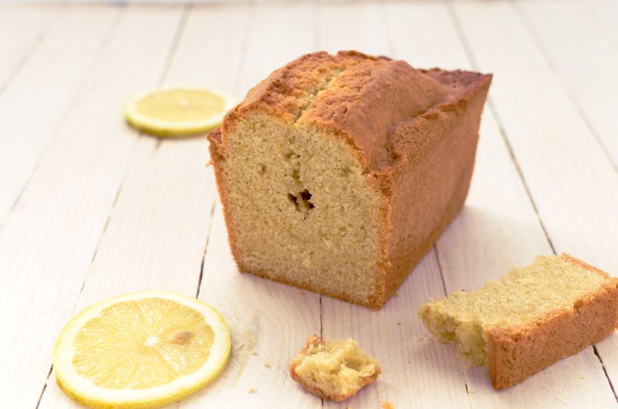 Recette de cake au citron sans sucre et sans gluten - La Faim Des Délices